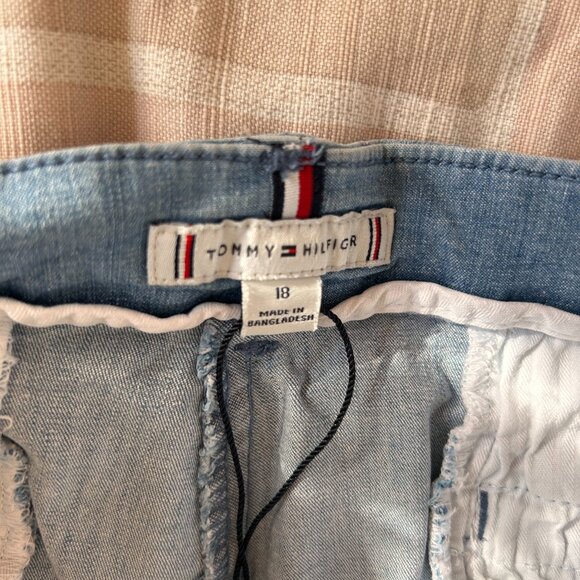Tommy Hilfiger short en chambray bleu / Tommy Hilfiger blue chambray shorts - Picture 3 of 3